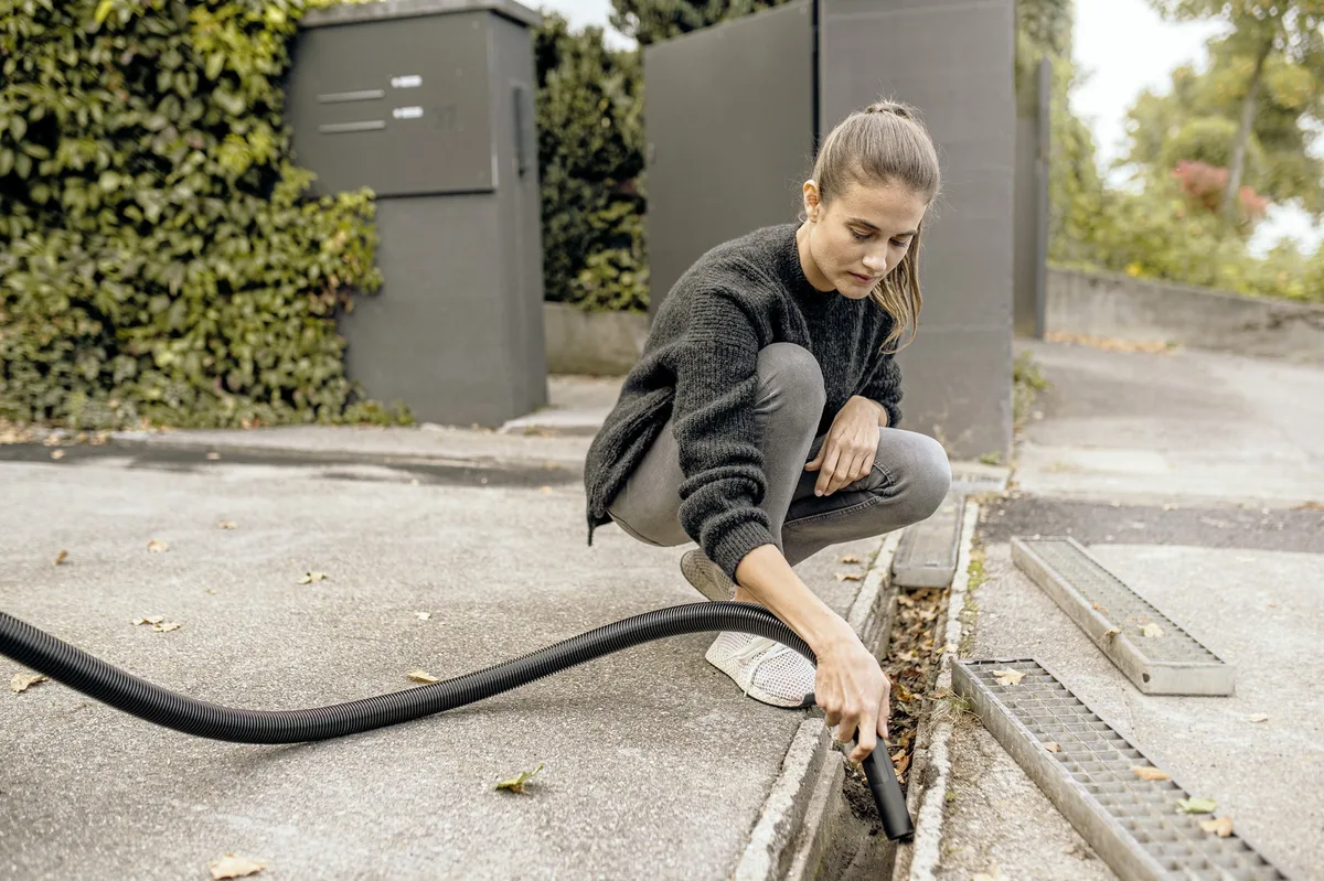 Хозяйственный пылесос Karcher WD 1 Classic