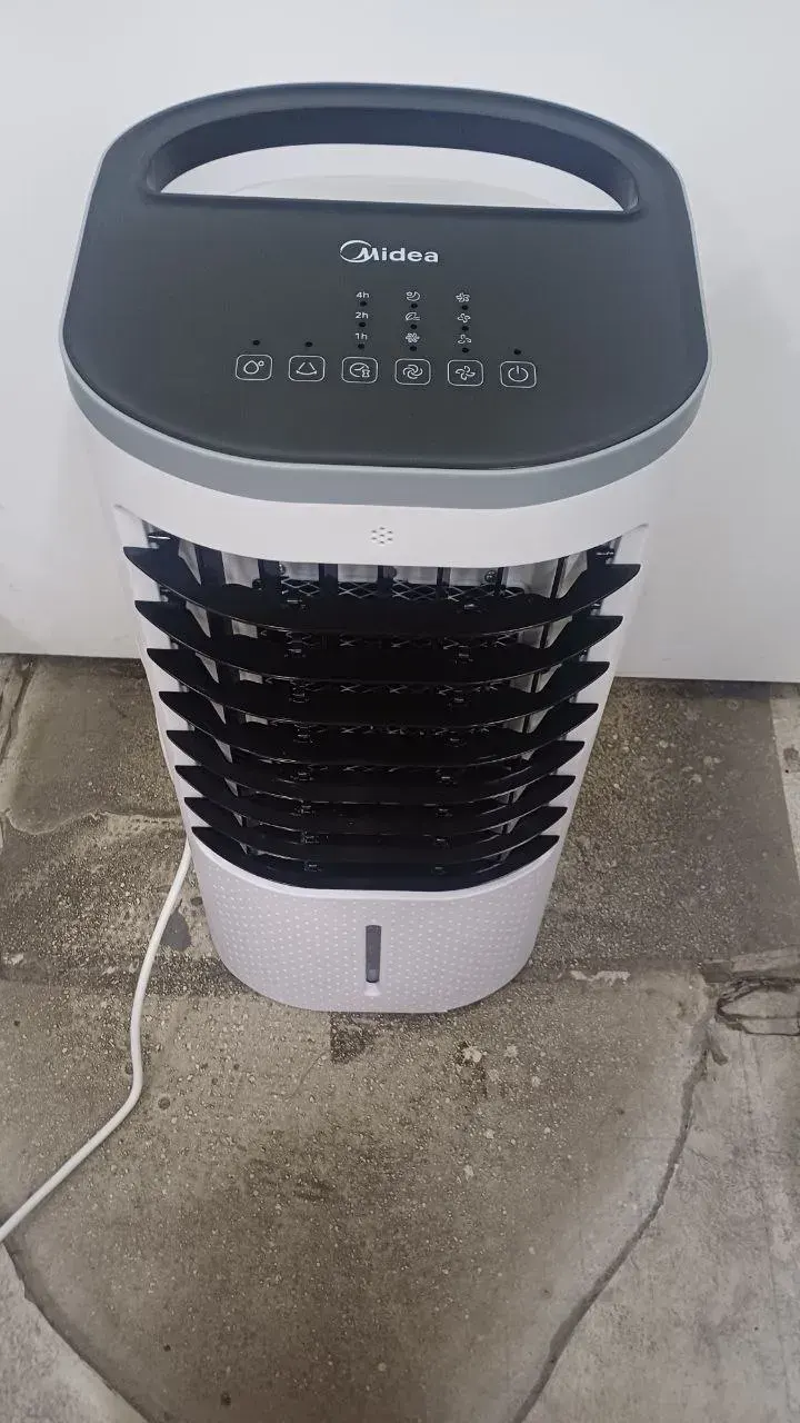 Воздухоохладитель Midea AC100-25BR, Уценка — фото дефекта 5
