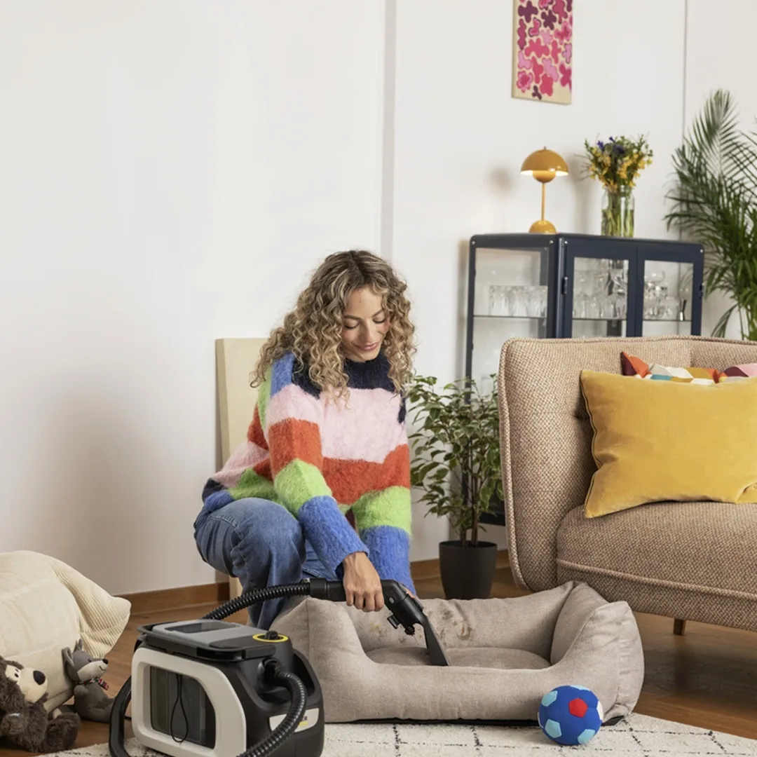 Пылесос Karcher SE 3 Compact Home Floor белый